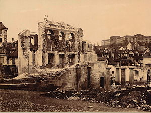 Ruins of the Aktientheater after the fire of 1890