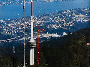 After 30 years of operation in 1990, the old transmission tower on Uetliberg was dismantled